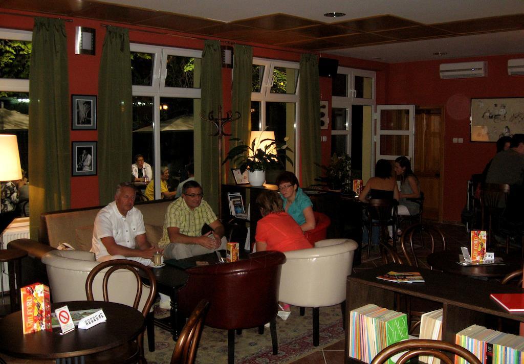 Art Garni Hotel Kanjiža Exterior foto