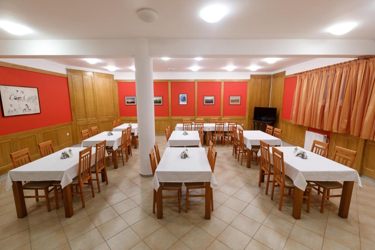 Art Garni Hotel Kanjiža Exterior foto